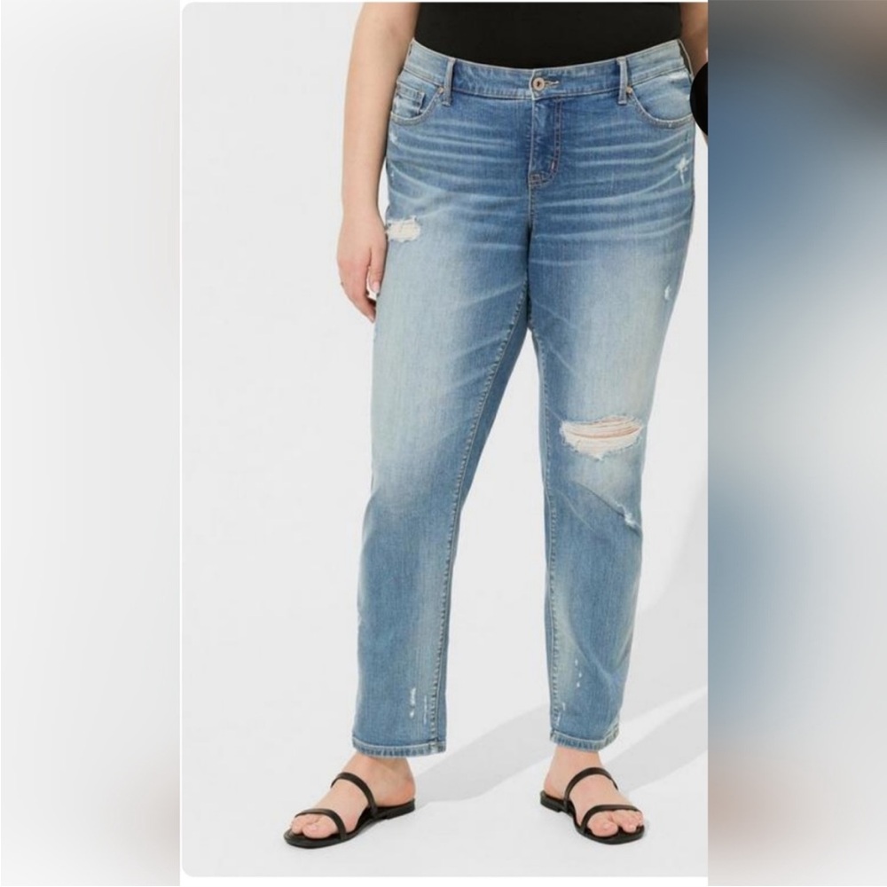NWT Boyfriend Straight Jeans Torrid 12R